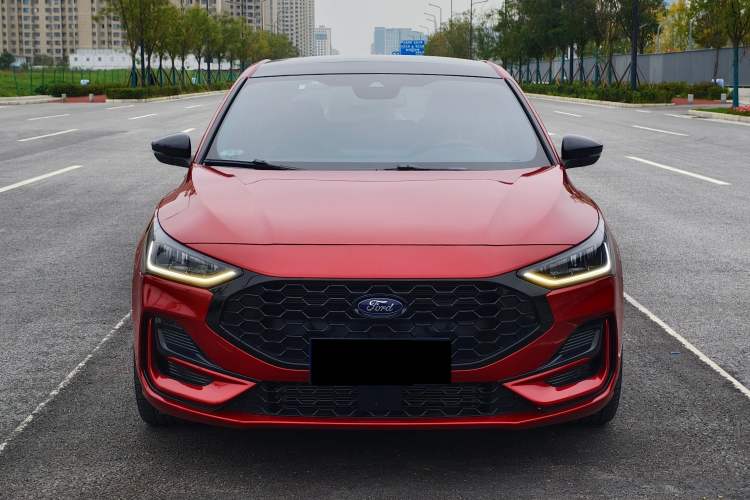 Used Ford Focus 2022 Hatchback EcoBoost 180 Automatic ST Line Exterior 1