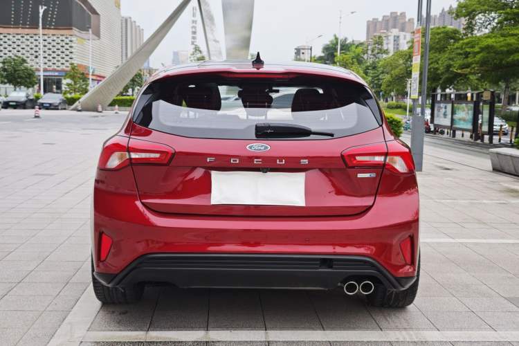 Used Ford Focus 2022 Hatchback EcoBoost 180 Automatic ST Line Exterior 12
