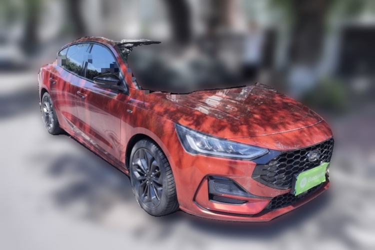 Used Ford Focus 2022 Sedan EcoBoost 180 Automatic ST Line Front Right 45 Deg