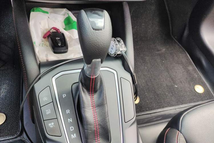Used Ford Focus 2022 Hatchback EcoBoost 180 Automatic ST Line Gear Lever