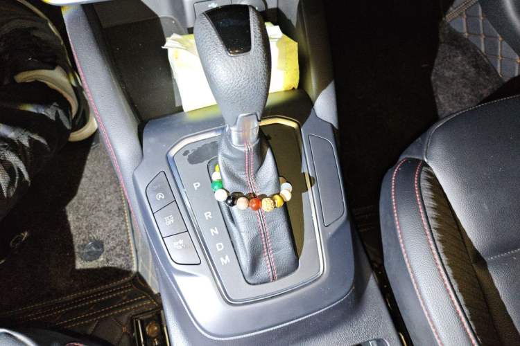 Used Ford Focus 2022 Hatchback EcoBoost 180 Automatic ST Line Gear Lever
