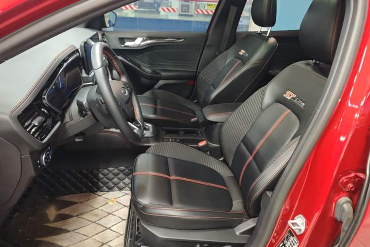 Used Ford Focus 2022 Hatchback EcoBoost 180 Automatic ST Line Left Front Seat