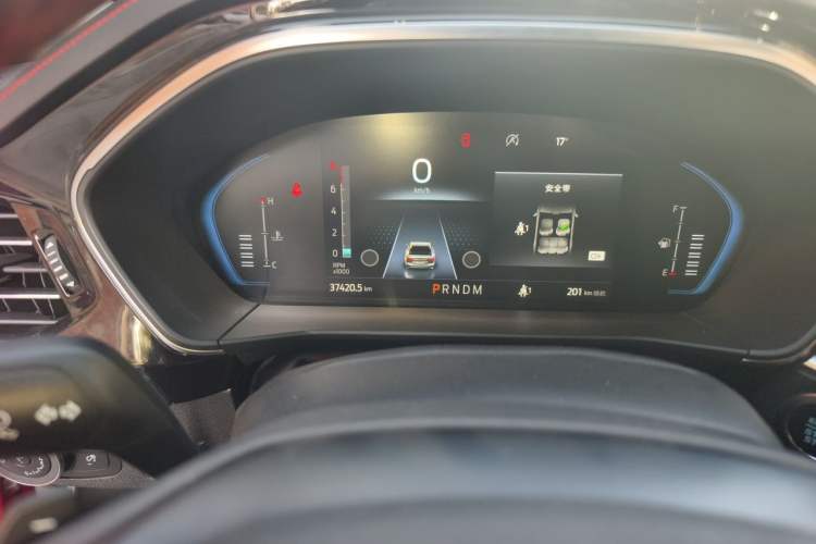 Used Ford Focus 2022 Hatchback EcoBoost 180 Automatic ST Line Odometer Close Up