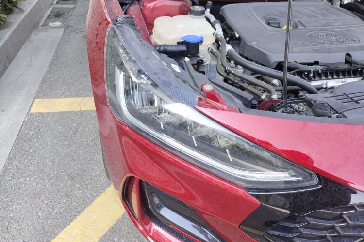 Used Ford Focus 2022 Hatchback EcoBoost 180 Automatic ST Line Right Front Headlight