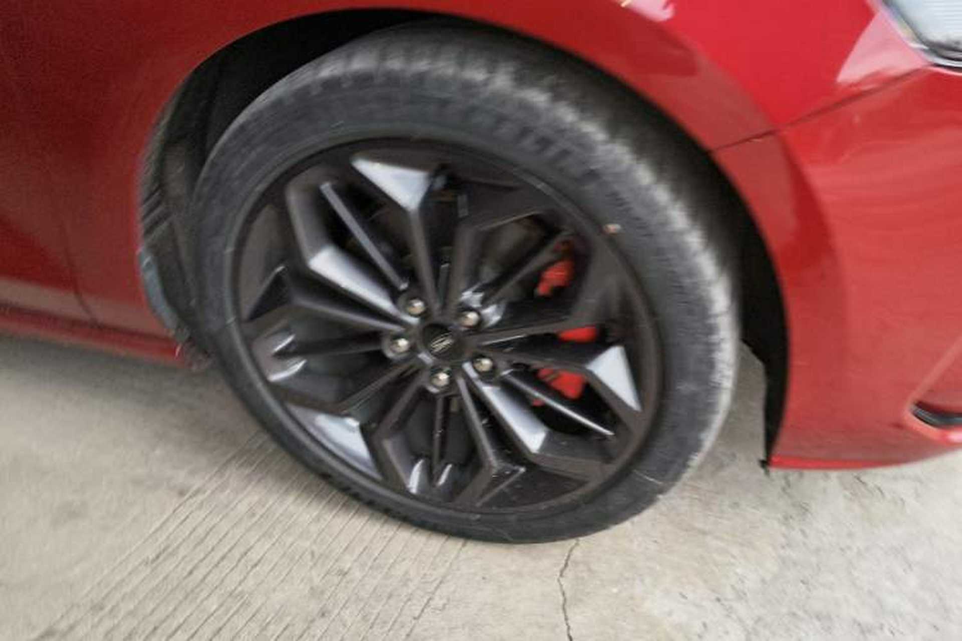 Used Ford Focus 2022 Hatchback EcoBoost 180 Automatic ST Line Right Front Wheel Hub