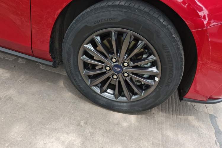 Used Ford Focus 2022 Sedan EcoBoost 180 Automatic Performance Edition Right Front Wheel Hub