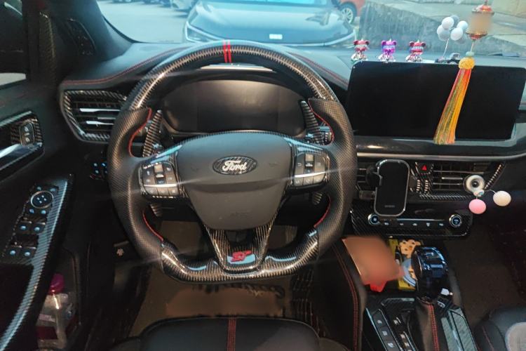 Used Ford Focus 2022 Hatchback EcoBoost 180 Automatic ST Line Steering Wheel
