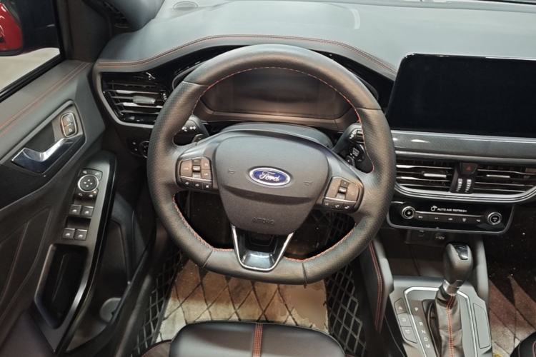 Used Ford Focus 2022 Hatchback EcoBoost 180 Automatic ST Line Steering Wheel