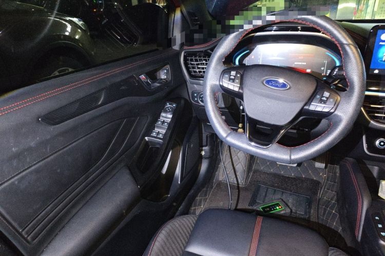 Used Ford Focus 2022 Hatchback EcoBoost 180 Automatic ST Line Steering Wheel