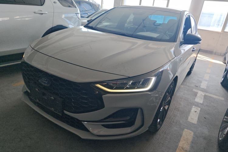 Used Ford Focus 2022 Sedan EcoBoost 180 Automatic ST Line Guazi used car, China used car export, Used car for sale, Used  cars, Cheapest cars for sale