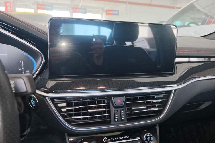 Used Ford Focus 2022 Sedan EcoBoost 180 Automatic ST Line Audio And AC Panel