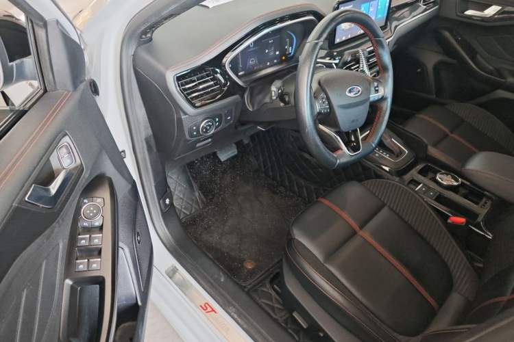 Used Ford Focus 2022 Sedan EcoBoost 180 Automatic ST Line Driver Seat