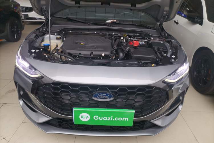 Used Ford Focus 2022 Hatchback EcoBoost 180 Automatic ST Line Engine Bay