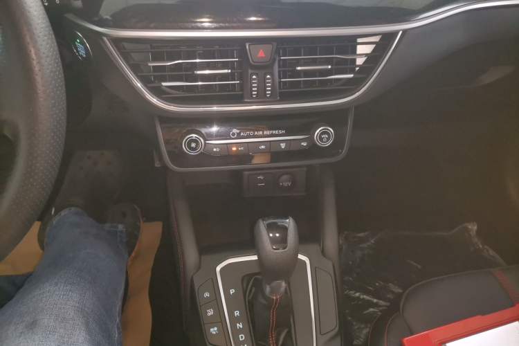 Used Ford Focus 2022 Hatchback EcoBoost 180 Automatic ST Line Gear Lever