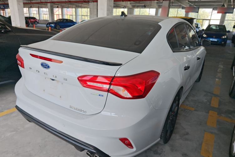 Used Ford Focus 2022 Sedan EcoBoost 180 Automatic ST Line Rear Right 45 Deg