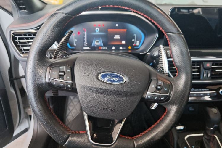 Used Ford Focus 2022 Sedan EcoBoost 180 Automatic ST Line Steering Wheel