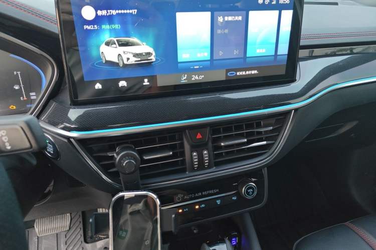 Used Ford Focus 2022 Sedan EcoBoost 180 Automatic ST Line Audio And AC Panel