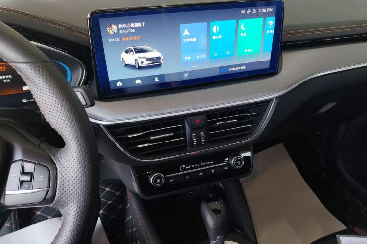 Used Ford Focus 2022 Sedan EcoBoost 180 Automatic Performance Edition Audio And AC Panel