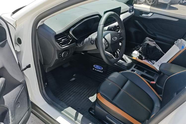 Used Ford Focus 2022 Sedan EcoBoost 180 Automatic Performance Edition Driver Seat