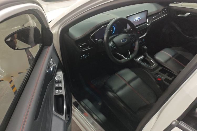 Used Ford Focus 2022 Hatchback EcoBoost 180 Automatic ST Line Driver Seat