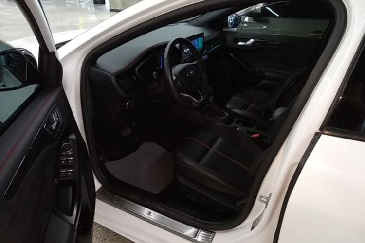 Used Ford Focus 2022 Hatchback EcoBoost 180 Automatic ST Line Driver Seat
