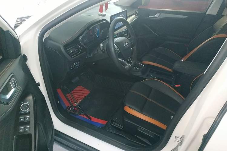 Used Ford Focus 2022 Sedan EcoBoost 180 Automatic Performance Edition Driver Seat