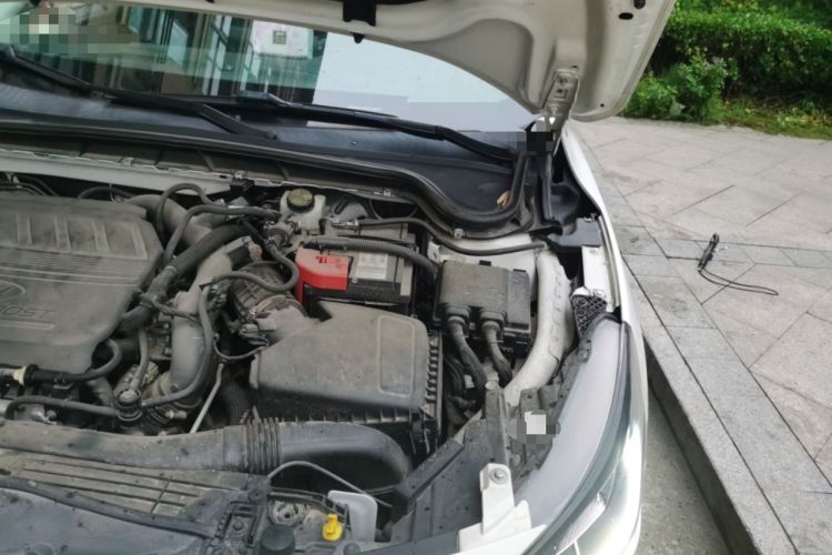 Used Ford Focus 2022 Sedan EcoBoost 180 Automatic Performance Edition Engine Bay Left