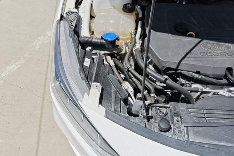 Used Ford Focus 2022 Sedan EcoBoost 180 Automatic Performance Edition Engine Bay Right