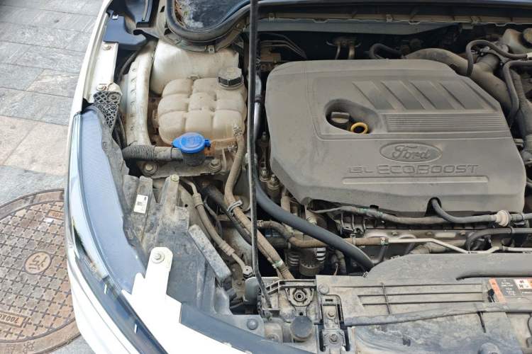 Used Ford Focus 2022 Hatchback EcoBoost 180 Automatic ST Line Engine Bay Right