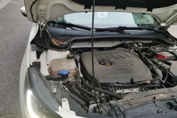 Used Ford Focus 2022 Sedan EcoBoost 180 Automatic Performance Edition Engine Bay Right