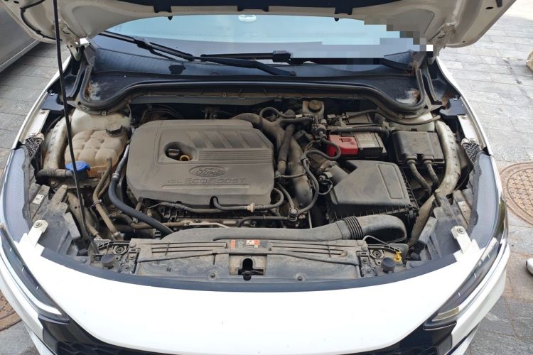 Used Ford Focus 2022 Hatchback EcoBoost 180 Automatic ST Line Engine Bay