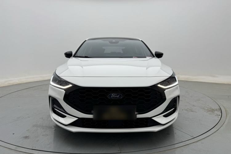 Used Ford Focus 2022 Hatchback EcoBoost 180 Automatic ST Line Exterior 1