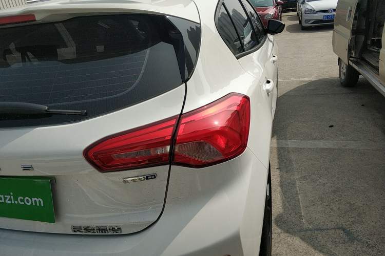 Used Ford Focus 2022 Hatchback EcoBoost 180 Automatic ST Line Exterior 3