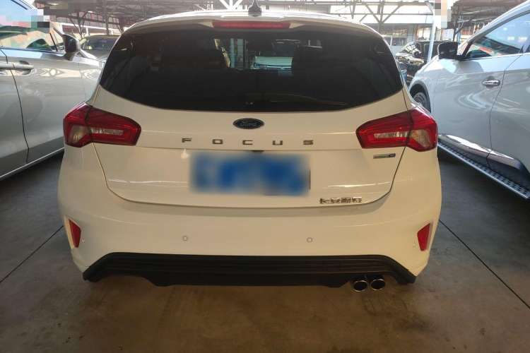 Used Ford Focus 2022 Hatchback EcoBoost 180 Automatic ST Line Exterior 4