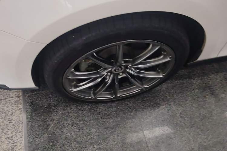Used Ford Focus 2022 Hatchback EcoBoost 180 Automatic Performance Edition Exterior 4