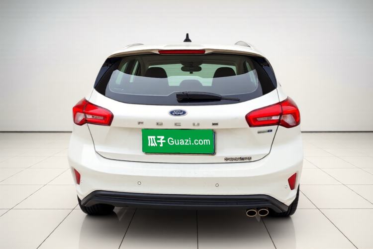 Used Ford Focus 2022 Hatchback EcoBoost 180 Automatic ST Line Exterior 4