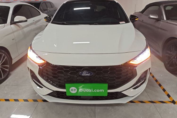 Used Ford Focus 2022 Hatchback EcoBoost 180 Automatic ST Line Front