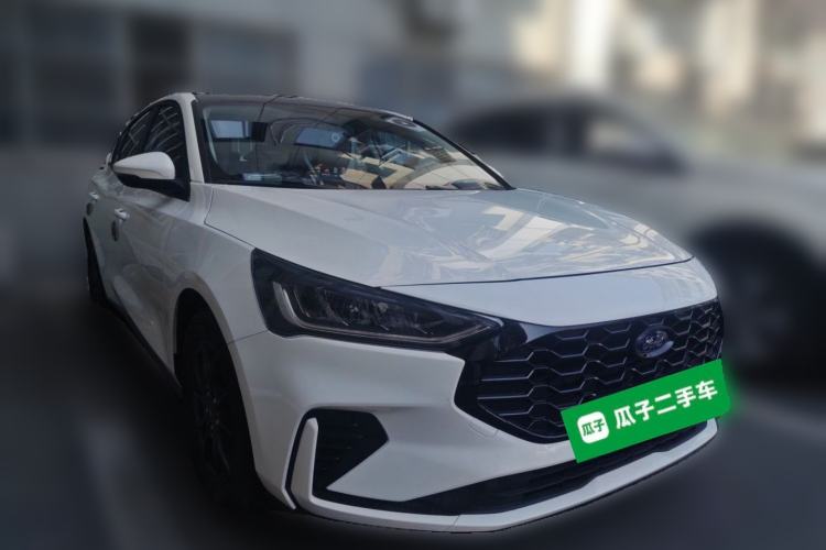 Used Ford Focus 2022 Hatchback EcoBoost 180 Automatic Performance Edition Front Right 45 Deg