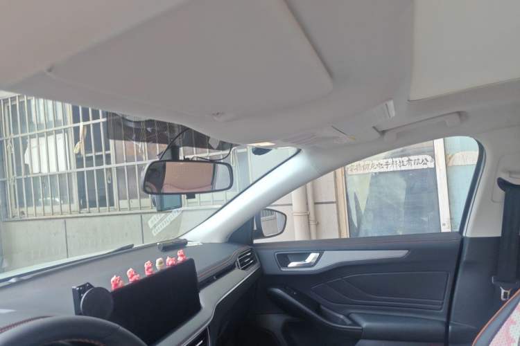Used Ford Focus 2022 Hatchback EcoBoost 180 Automatic Performance Edition Headliner