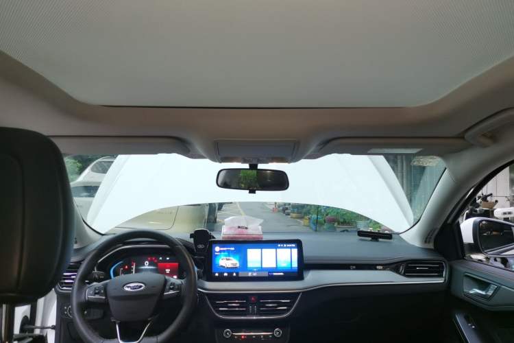Used Ford Focus 2022 Sedan EcoBoost 180 Automatic Performance Edition Headliner