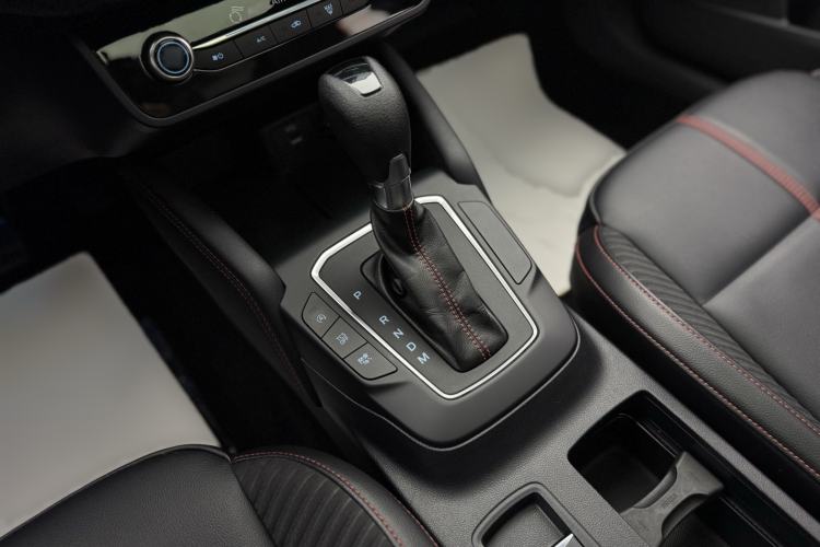 Used Ford Focus 2022 Hatchback EcoBoost 180 Automatic ST Line Interior 9