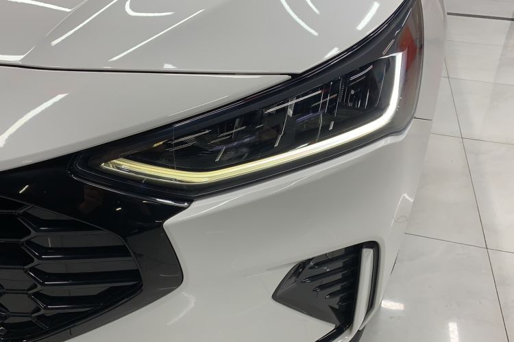 Used Ford Focus 2022 Sedan EcoBoost 180 Automatic Performance Edition Left Front Headlight