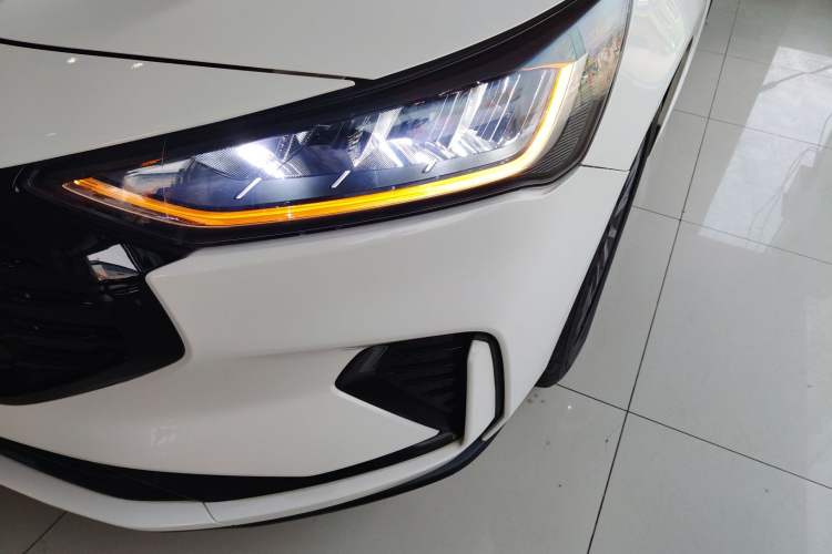 Used Ford Focus 2022 Sedan EcoBoost 180 Automatic Performance Edition Left Front Headlight