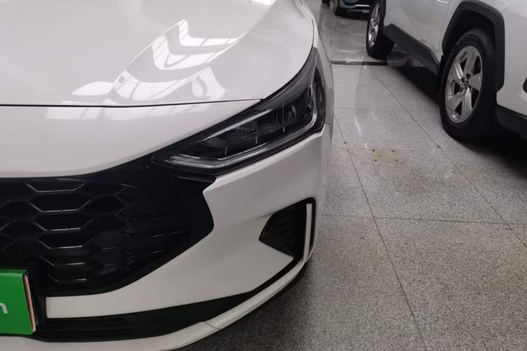 Used Ford Focus 2022 Sedan EcoBoost 180 Automatic Performance Edition Left Front Headlight