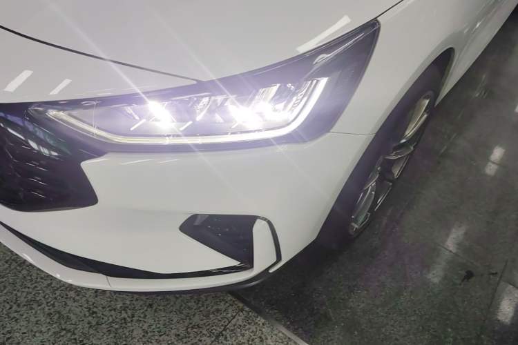 Used Ford Focus 2022 Hatchback EcoBoost 180 Automatic Performance Edition Left Front Headlight