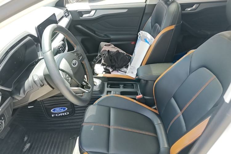 Used Ford Focus 2022 Sedan EcoBoost 180 Automatic Performance Edition Left Front Seat