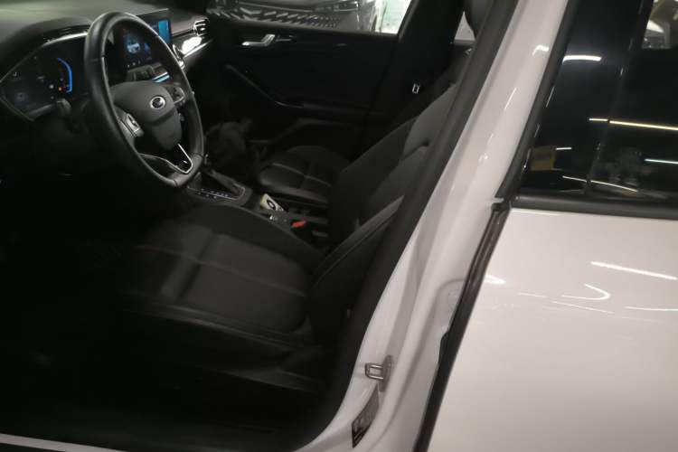 Used Ford Focus 2022 Hatchback EcoBoost 180 Automatic ST Line Left Front Seat