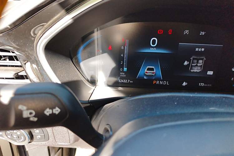 Used Ford Focus 2022 Hatchback EcoBoost 180 Automatic Performance Edition Odometer Close Up