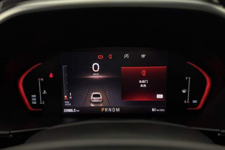 Used Ford Focus 2022 Hatchback EcoBoost 180 Automatic ST Line Odometer Close Up