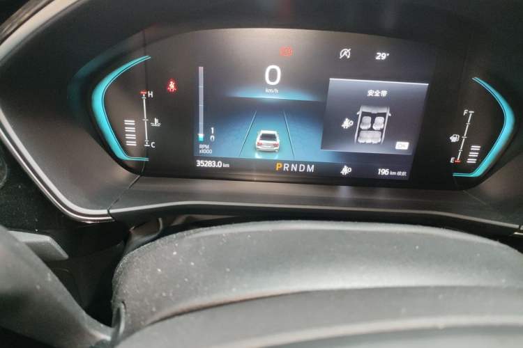 Used Ford Focus 2022 Hatchback EcoBoost 180 Automatic ST Line Odometer Close Up